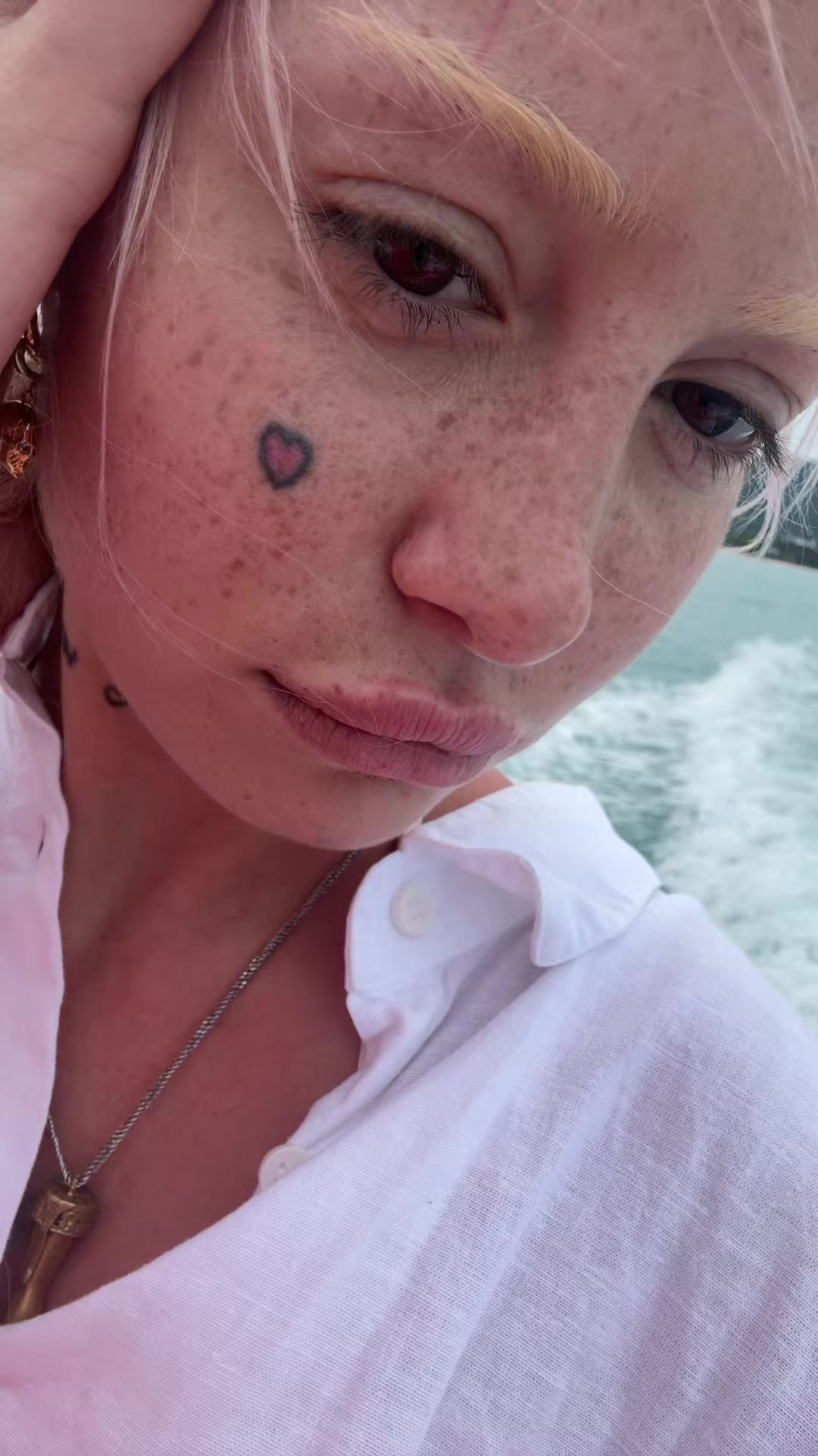 @HOFMANNITA