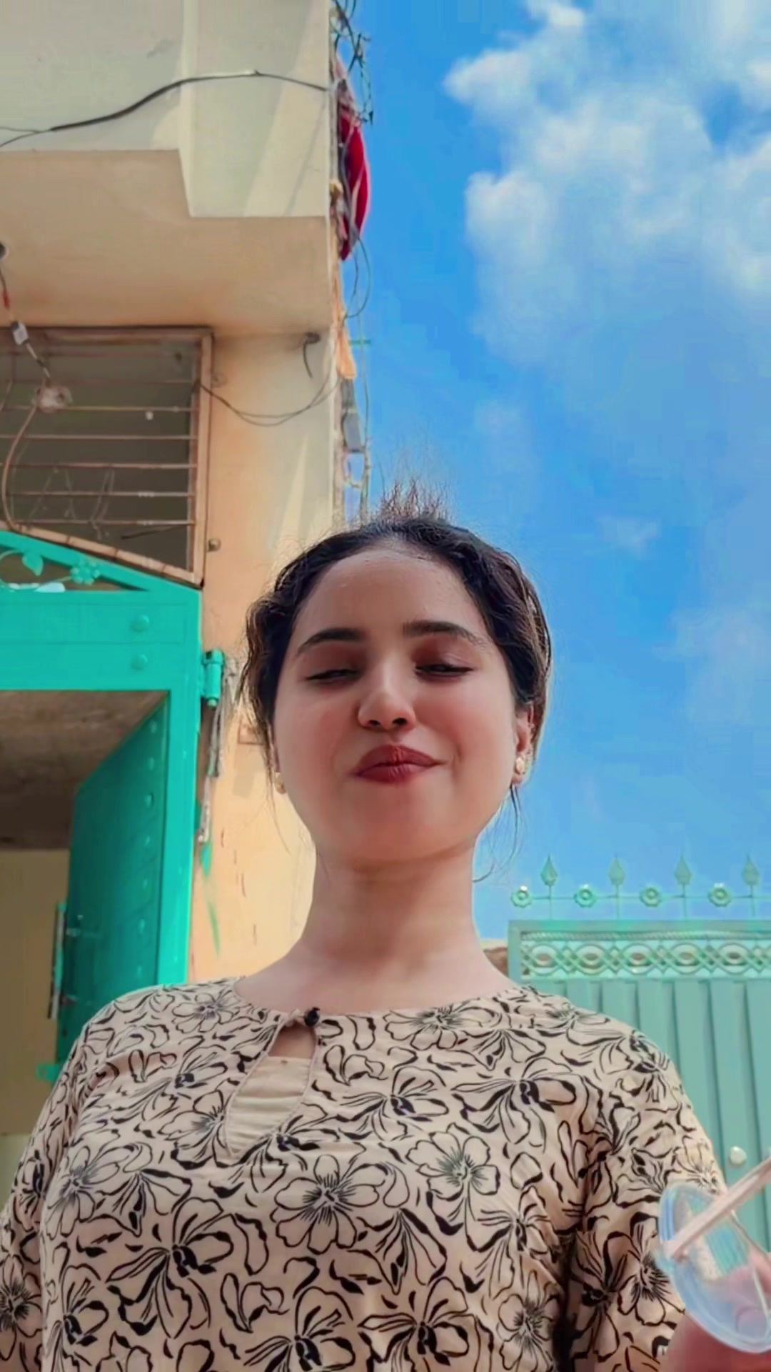 @🦋MeHaK offiCial 🦋