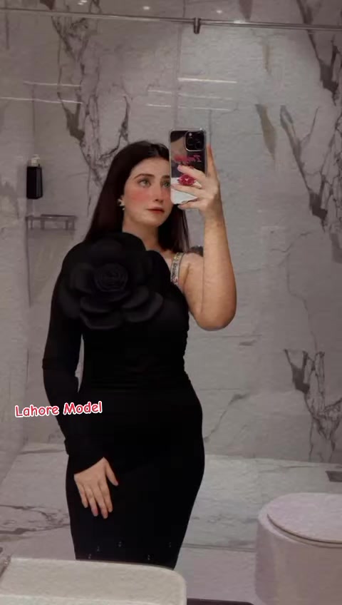 @Lahore Model's