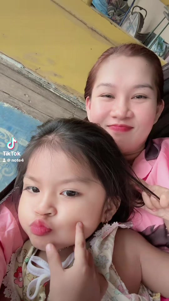 @Ketty (single๐mom)