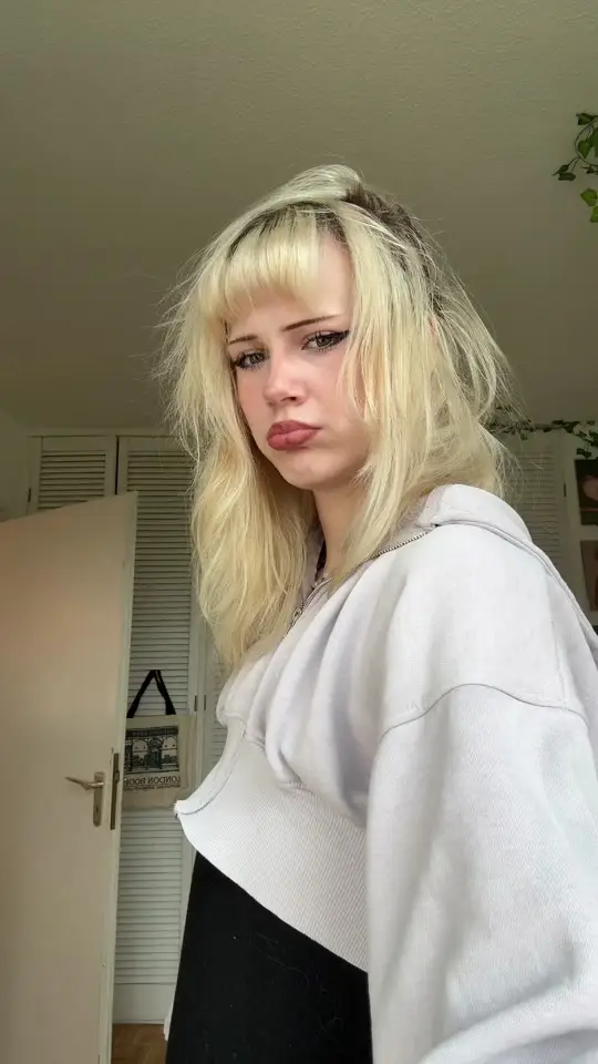 bibblekittyyyy (@bibblekittyyyy) - Urlebird