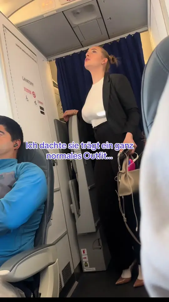 goddess.emasanti (@goddess.emasanti) - Urlebird