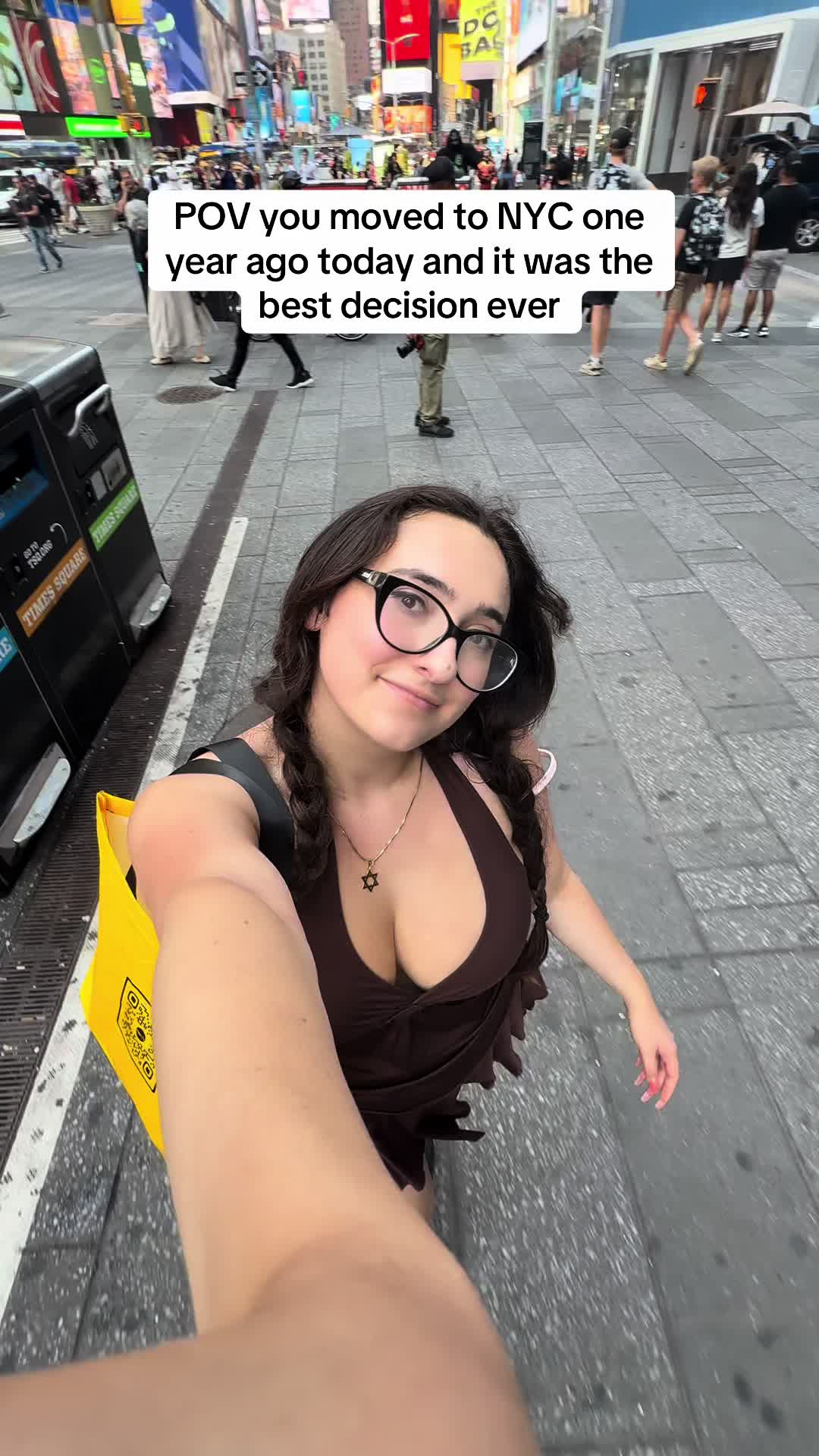 Julia A ( qveenjulia) Urlebird