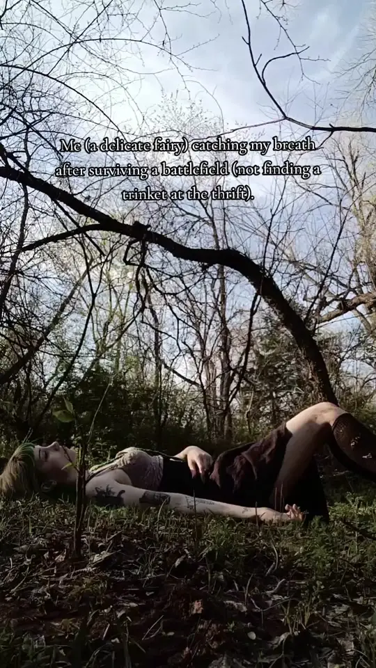 Hazel Hellebore (@hazelhellebore) - Urlebird