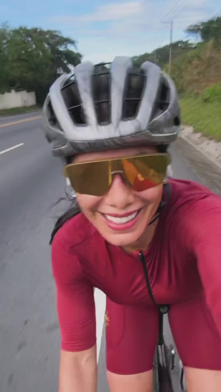 anabella galeano (@anabellaplus) - Urlebird
