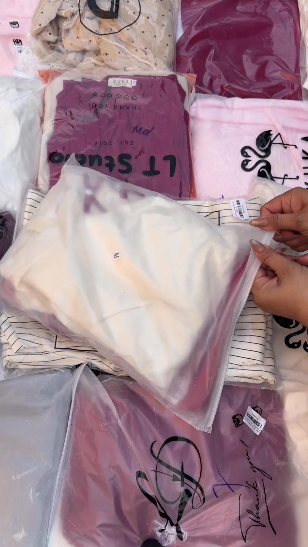 @𝗧𝗛𝗔𝗡𝗛 𝗧𝗨𝗬𝗘̂̀𝗡