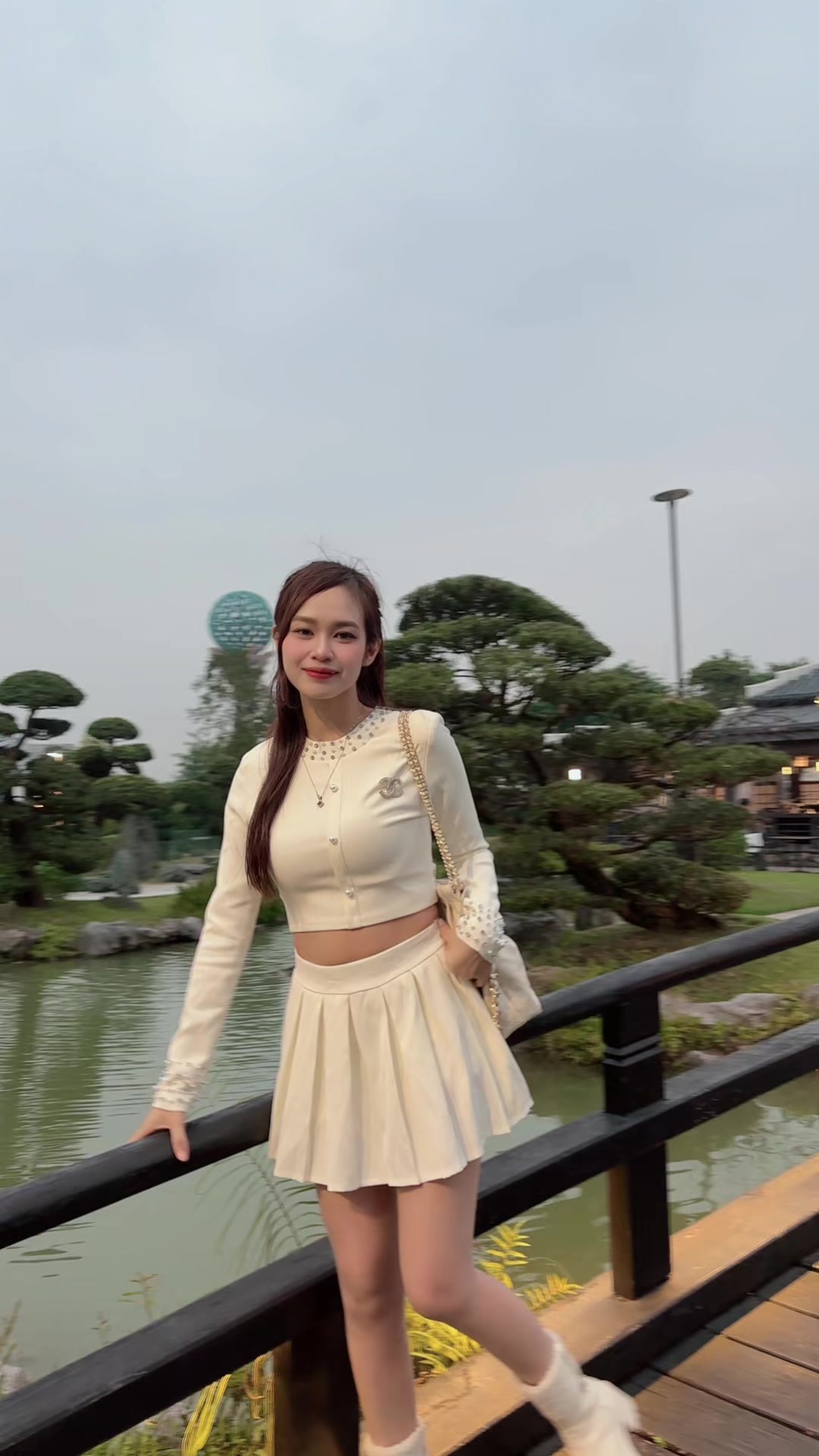 @Ho&agrave;ng Khả Ng&acirc;n