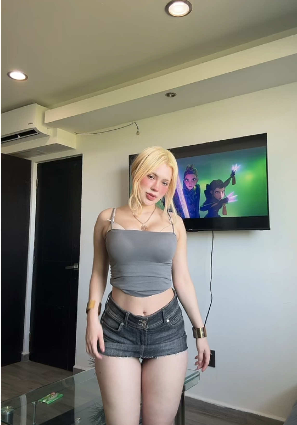 sofiaalegriaa (@sofiaalegriaa) - Urlebird