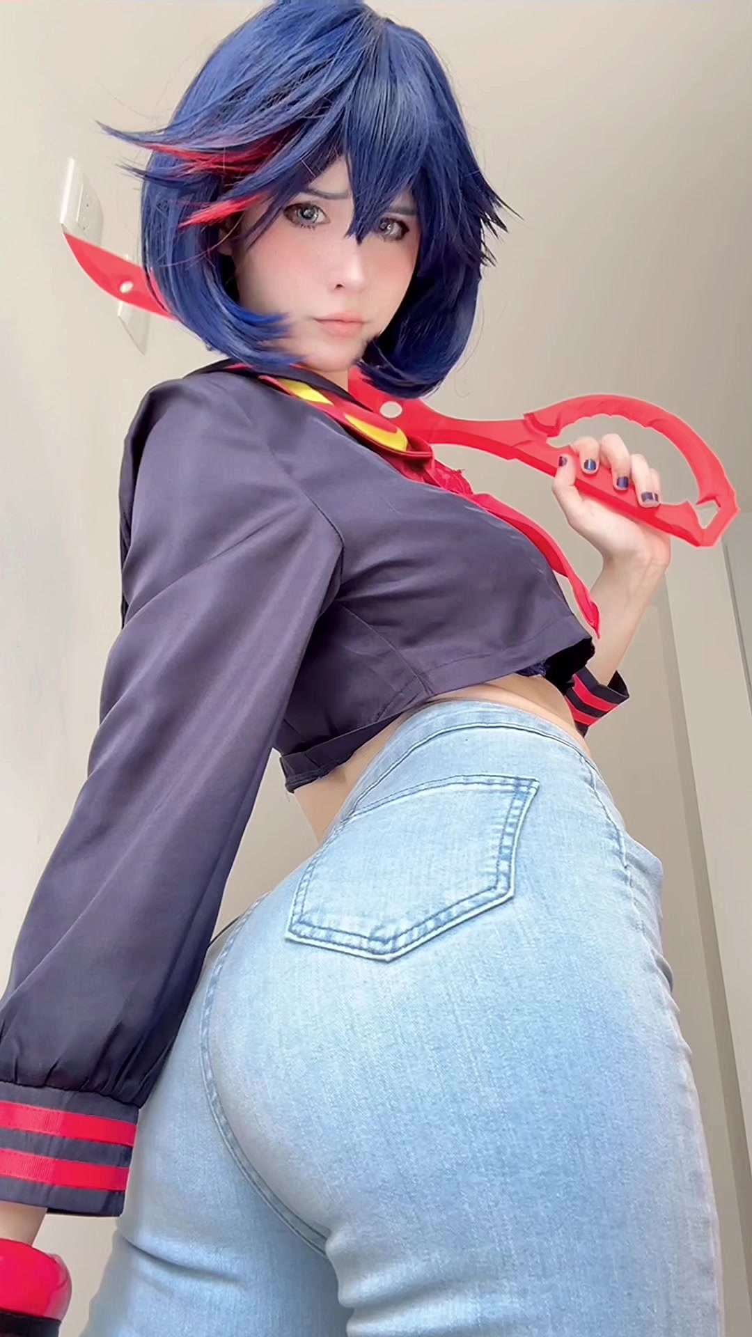 @lizyhsan) - Urlebird