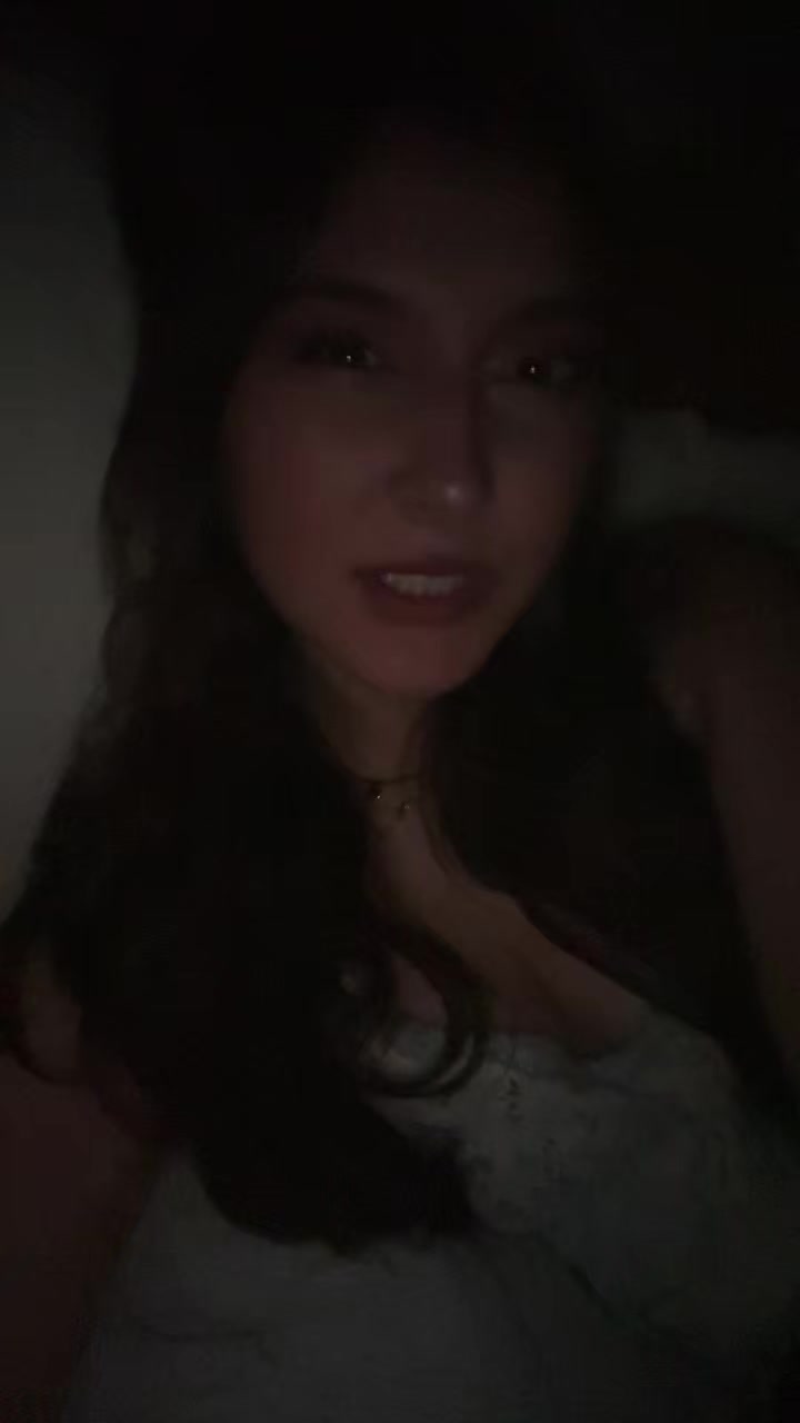 @:3