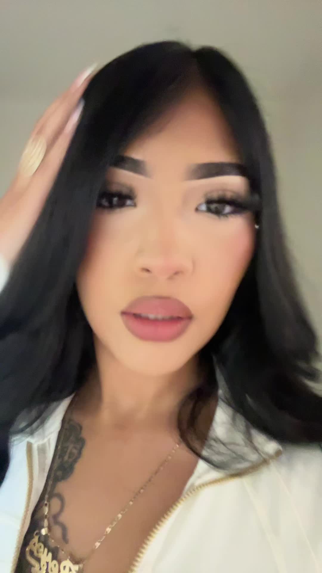 @y