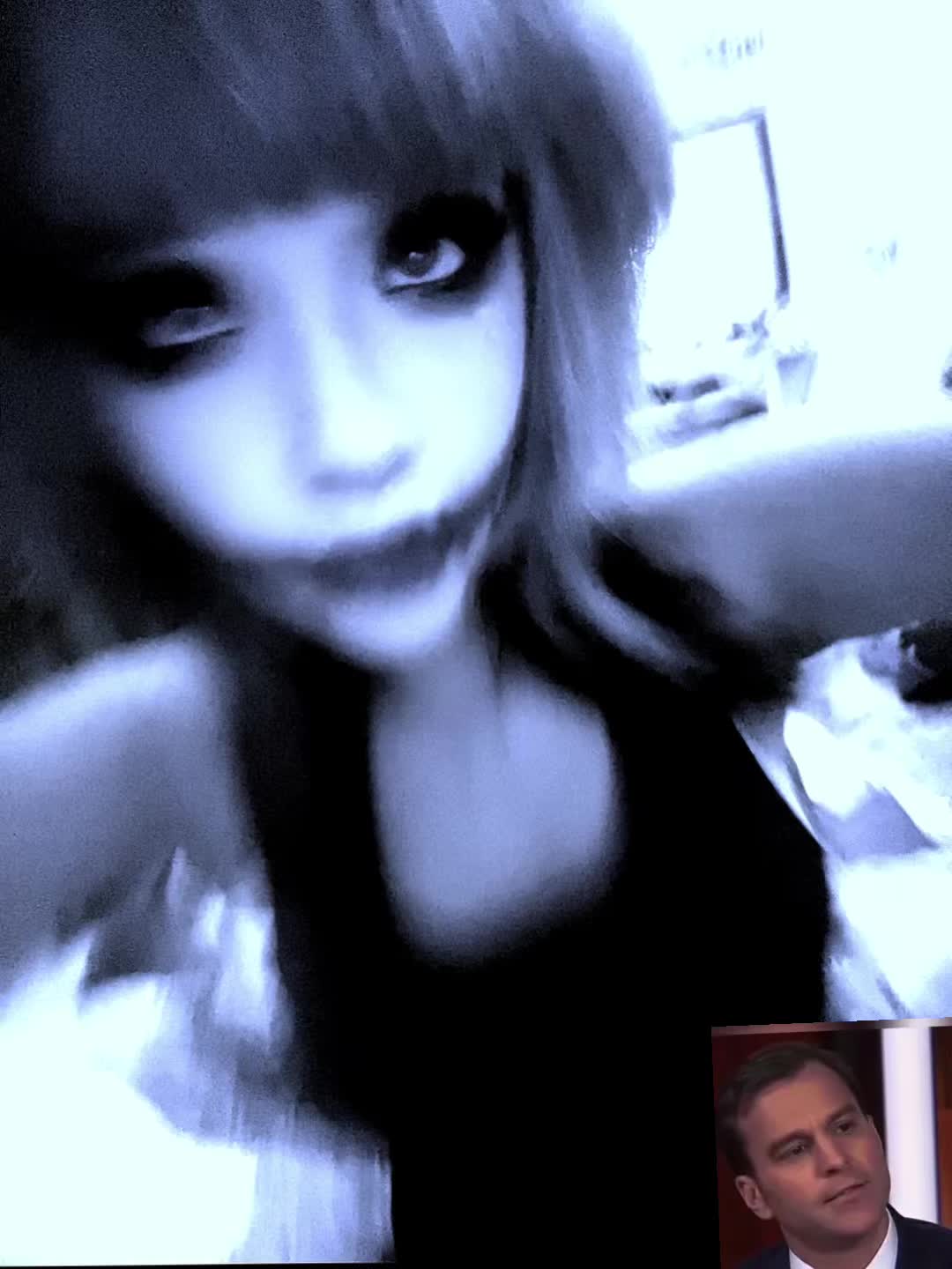 @R🦇🧁🧟♀️👀