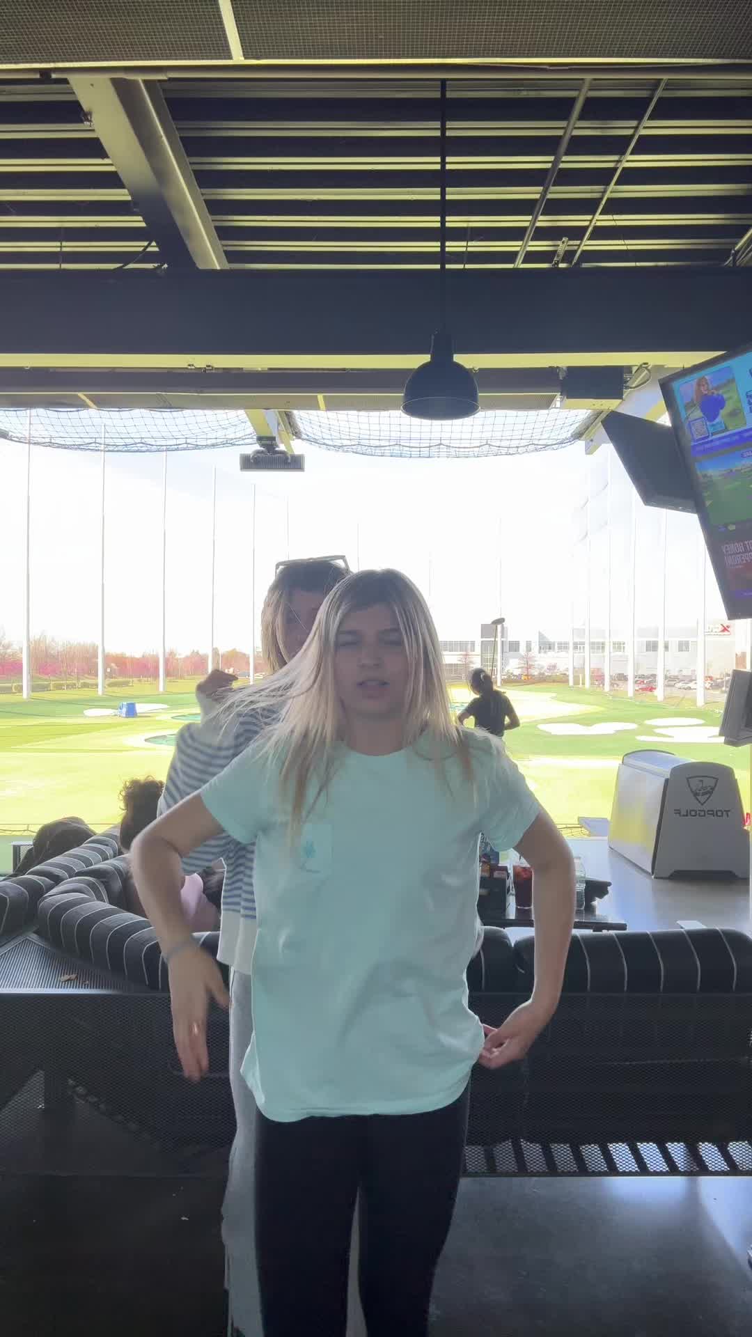 @nadhia