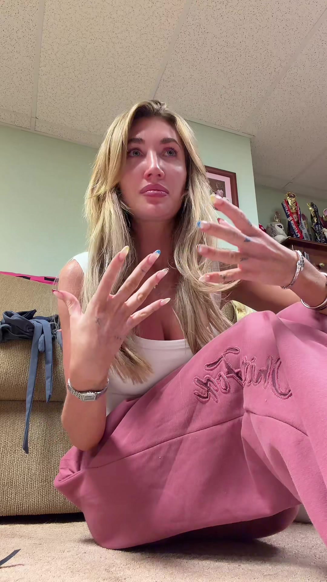 @Kateecass