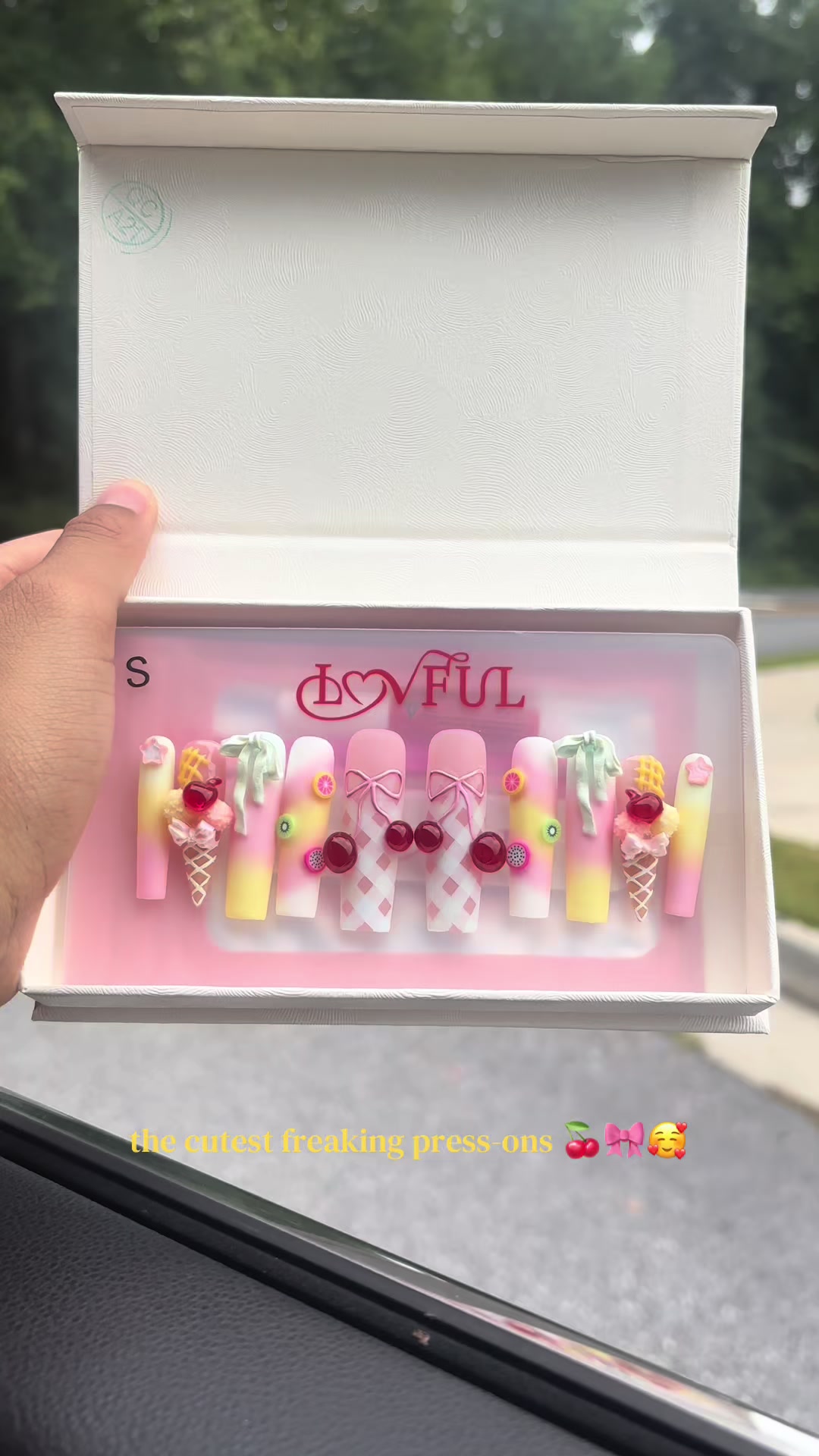 @RiaaahTrineece ♡︎