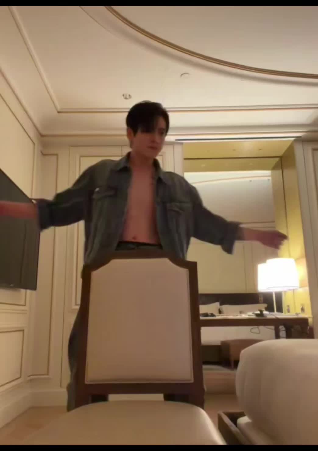 @๐โจ๐๐ผ๐๐๐๐ผ ๐ธโโโทโจ๐๐