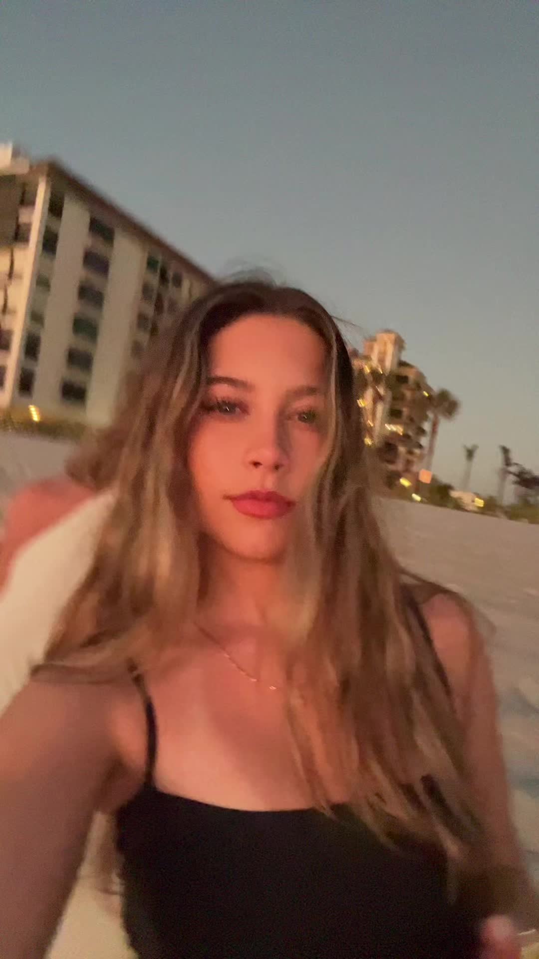 @kk ☮︎