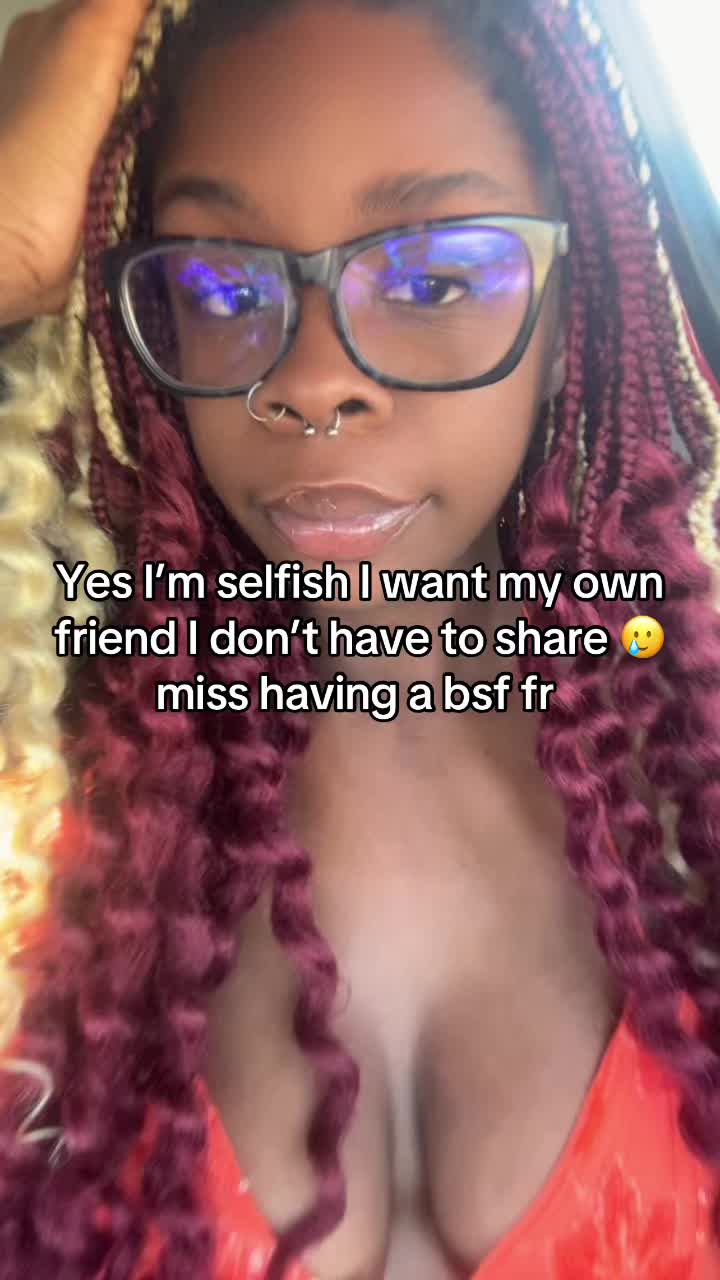 @urmomsbushy
