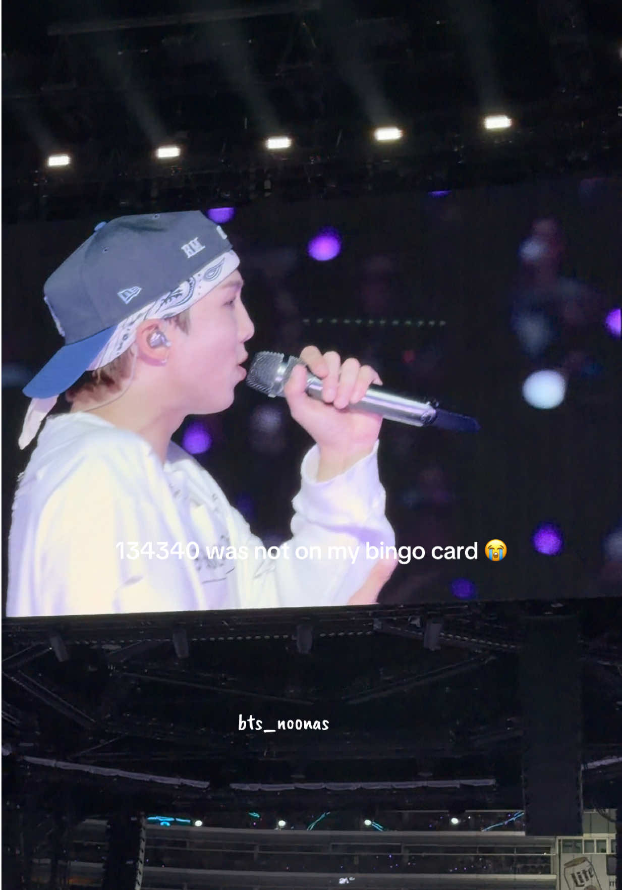 @Jung Kook high fived me 🥹⁷