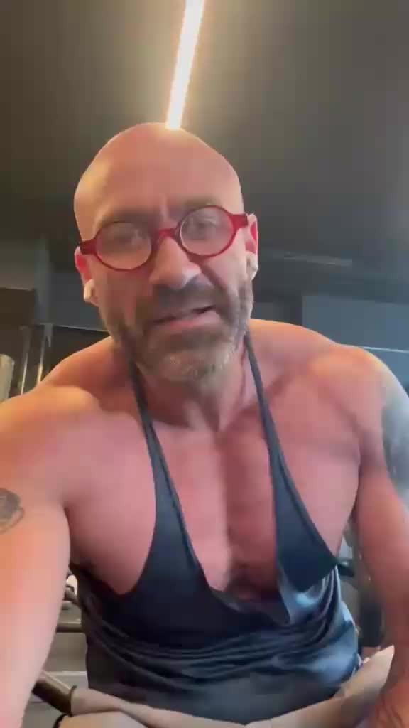 @Pedro Ferriz