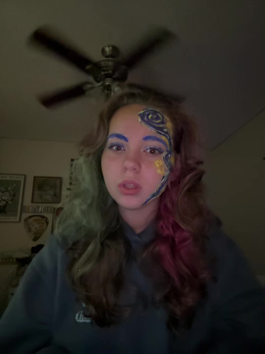 @𝒞𝒶𝓇𝓁𝓎 🦄✨🪩