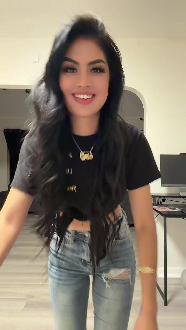 @Diana La Toxica