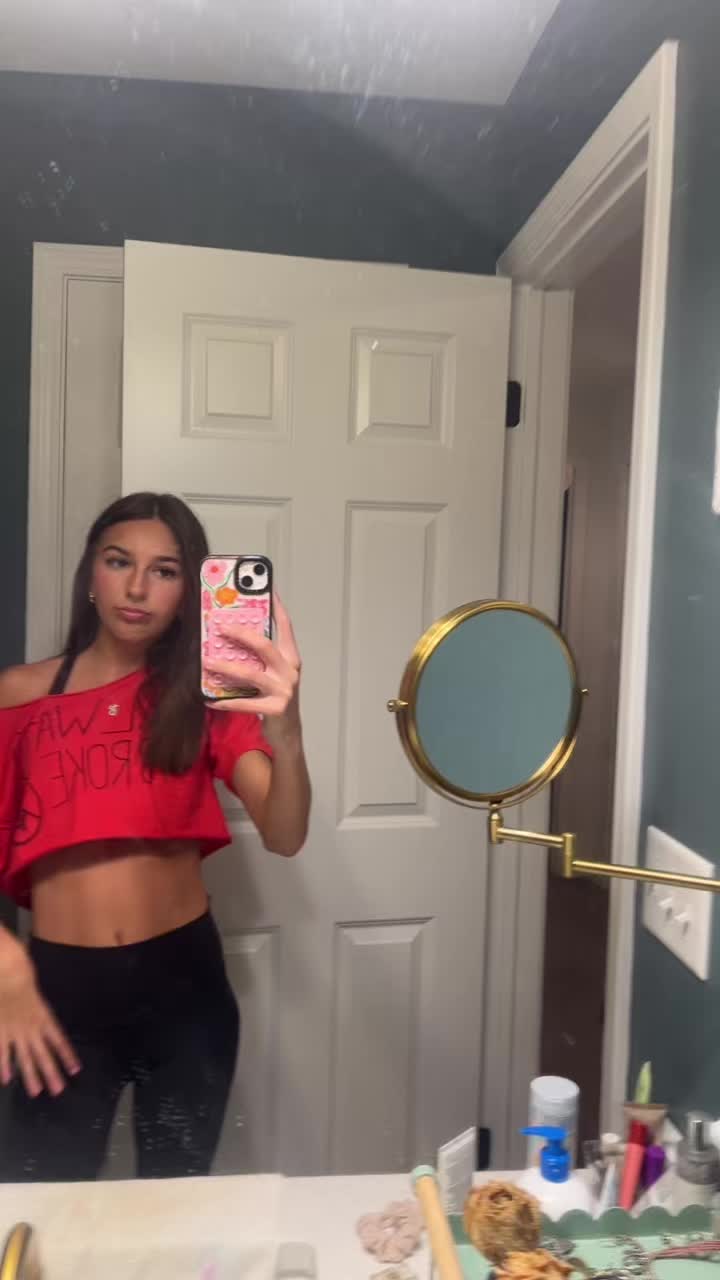 @elizabethssupersecret