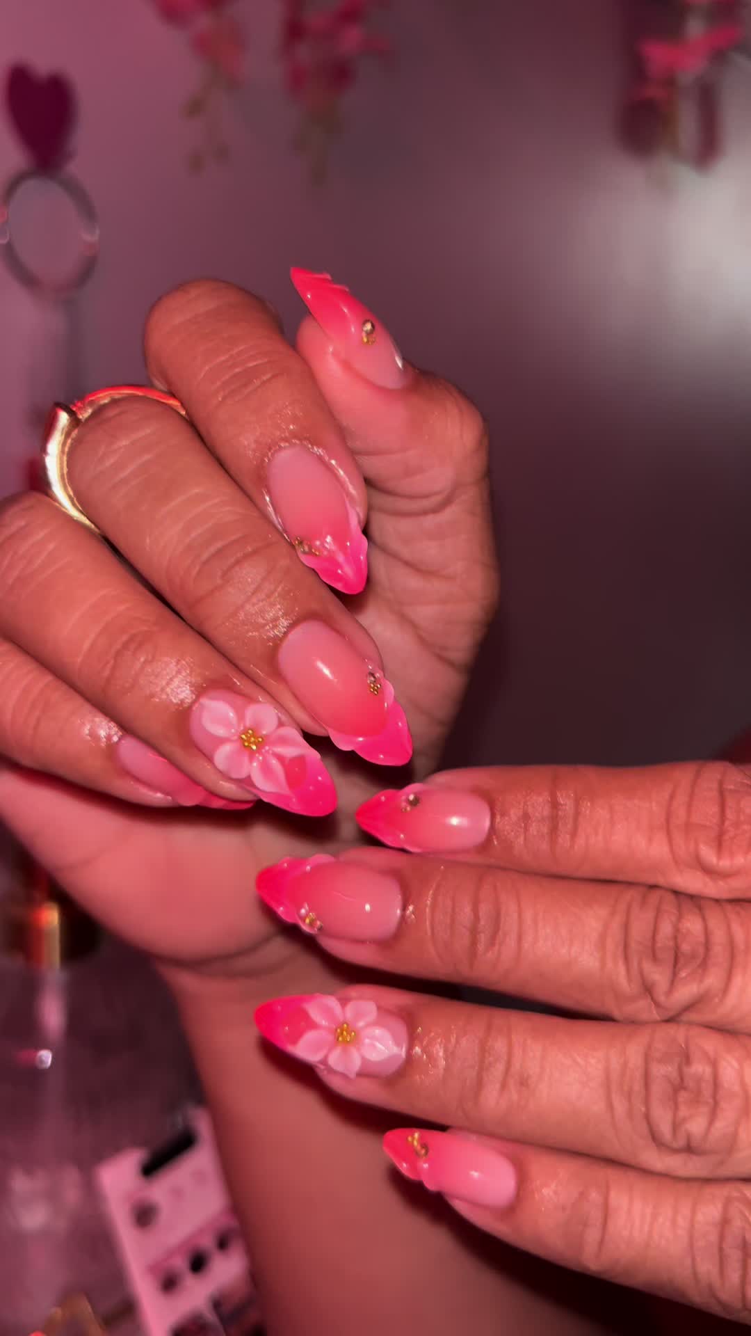 @Nails_Nicolesv