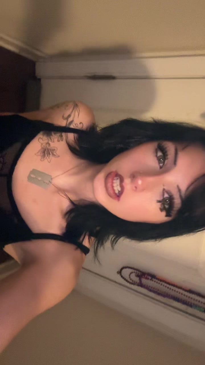 @skyelyn 🕷️