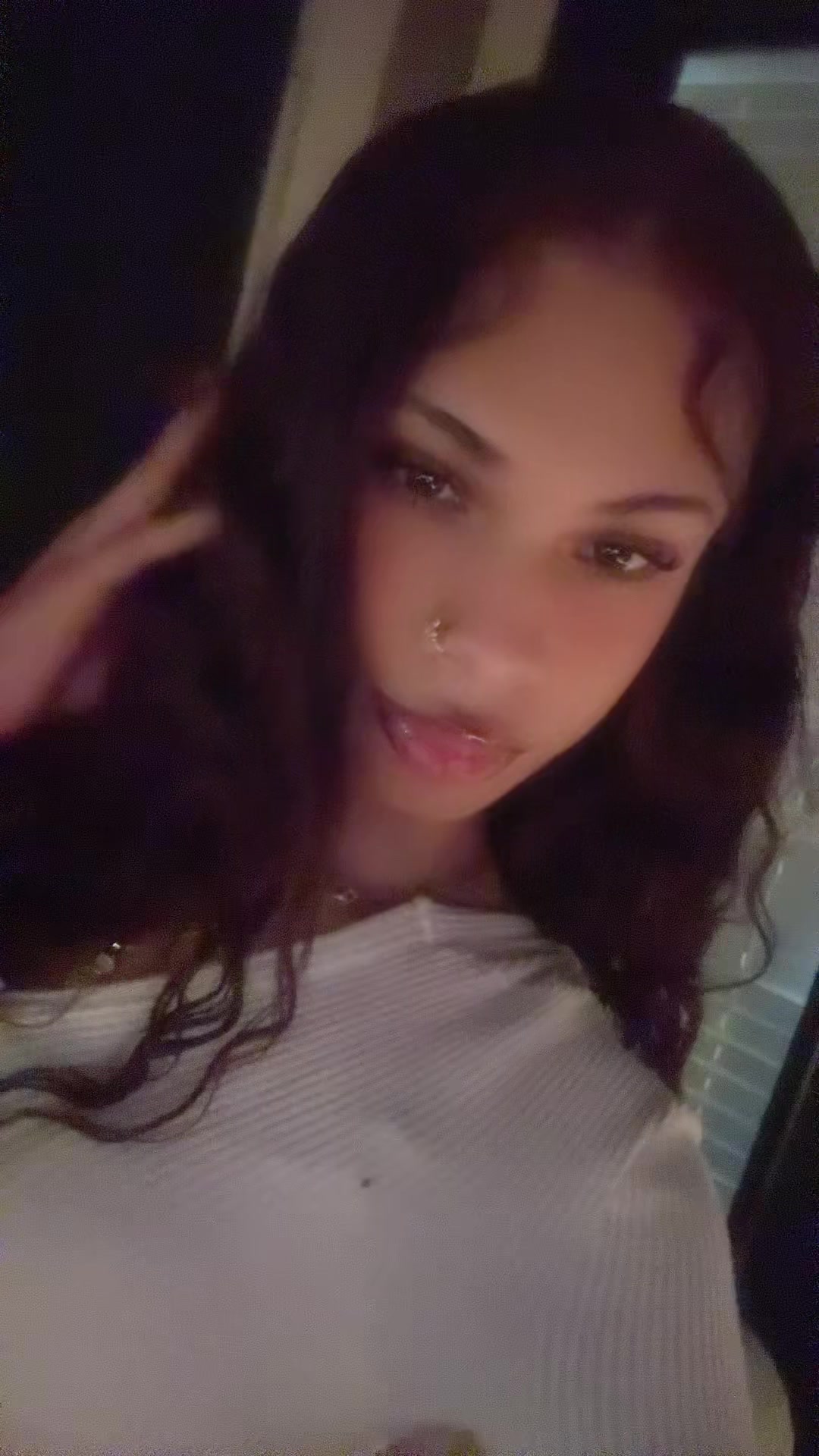@️