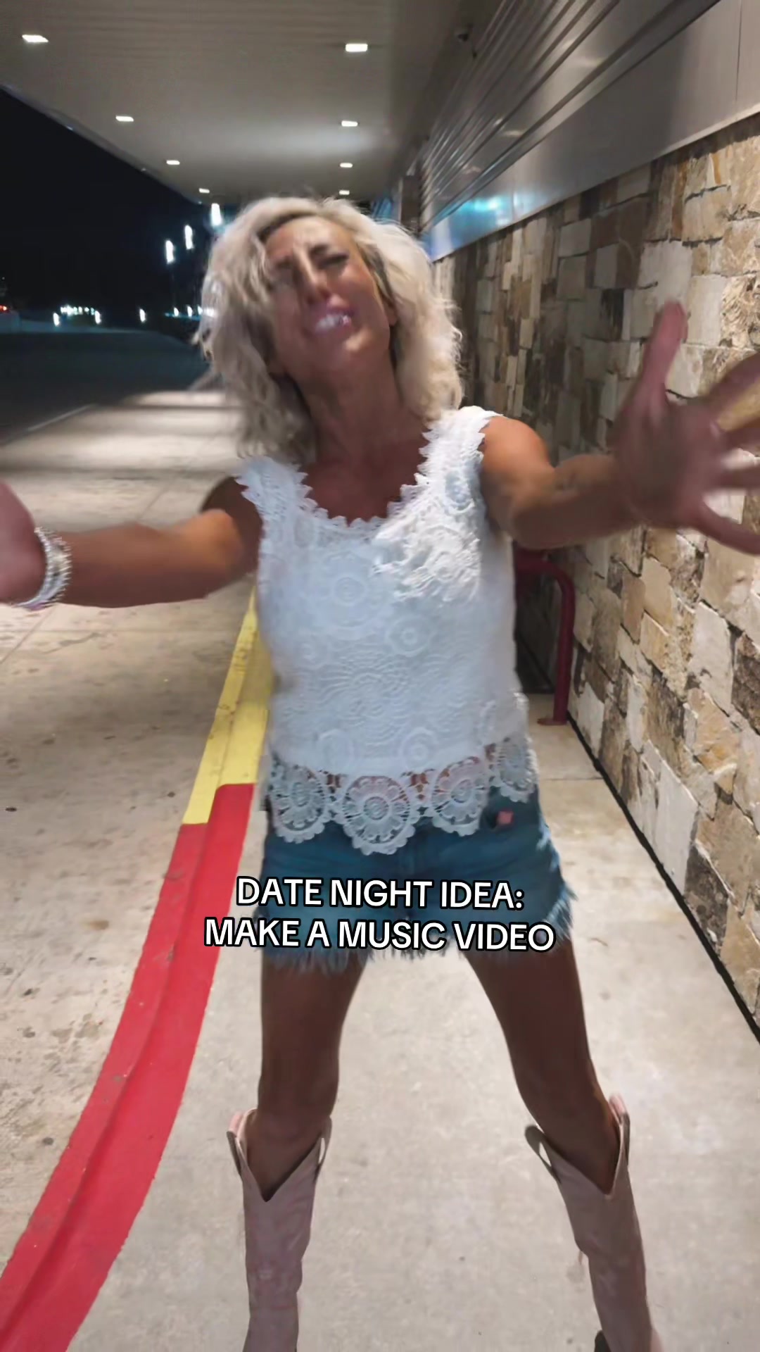@MelindaReneeOfficial