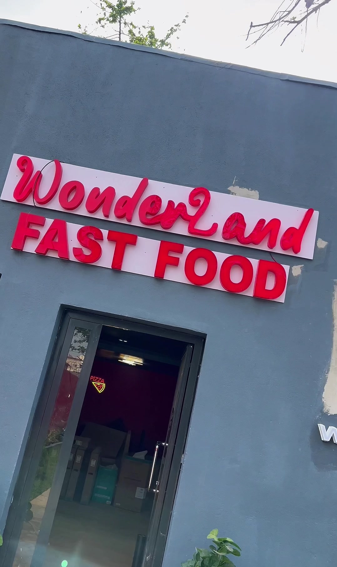 @WONDERLAND YDE