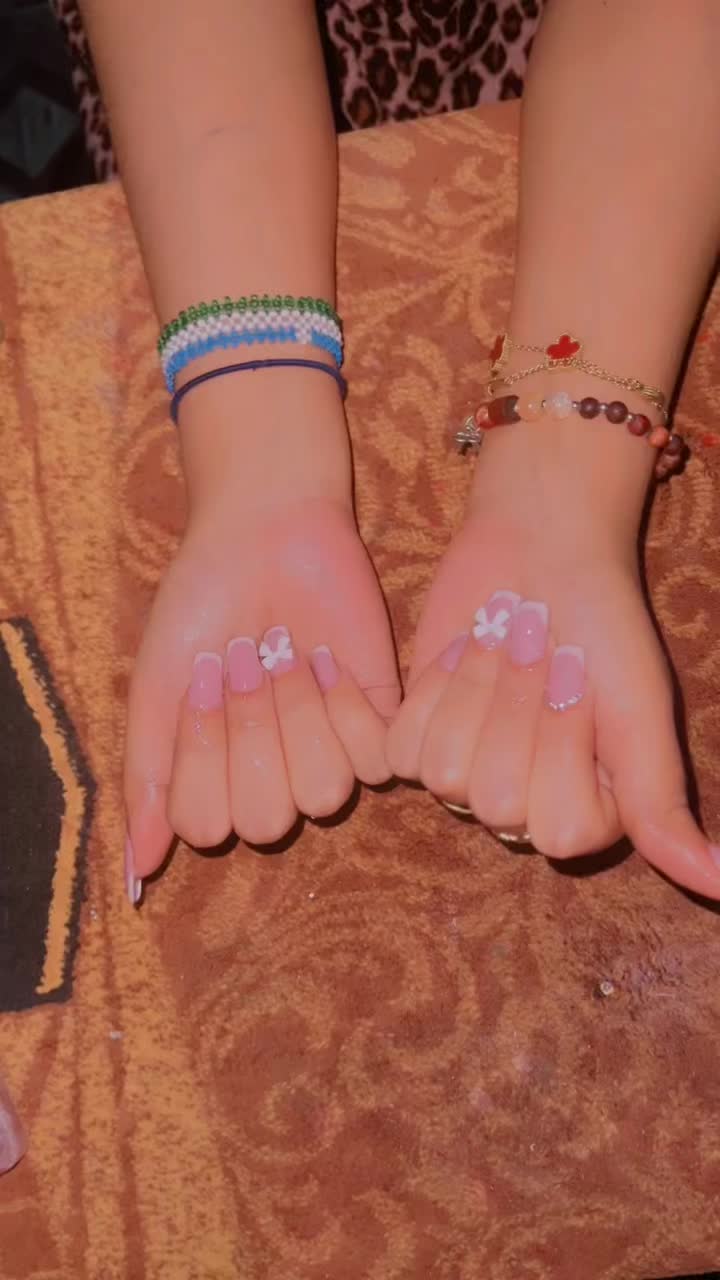 @B E L L A NAILS✨