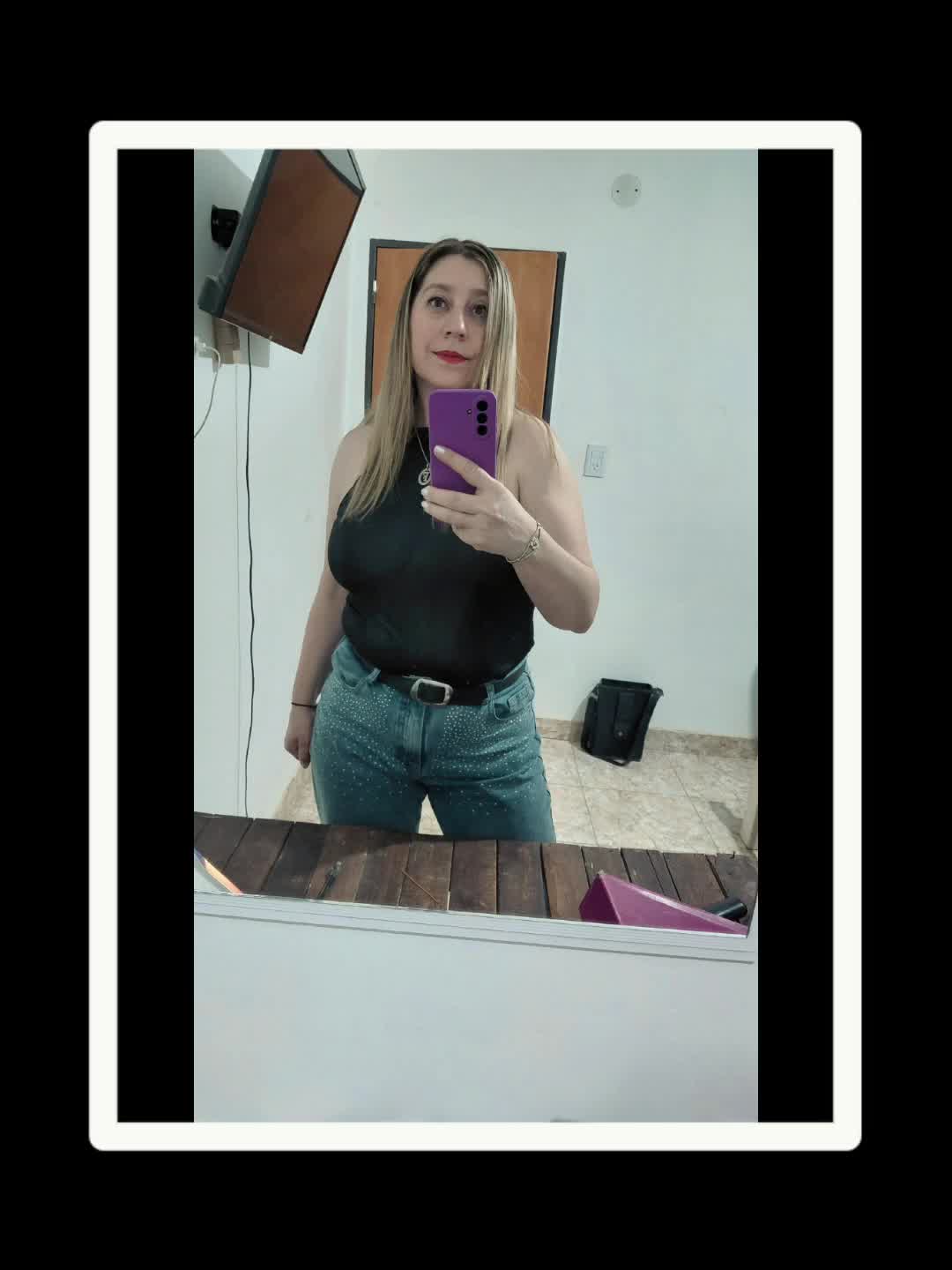 @fernanda.fifi.c