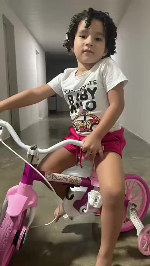 @Lorena Shophia
