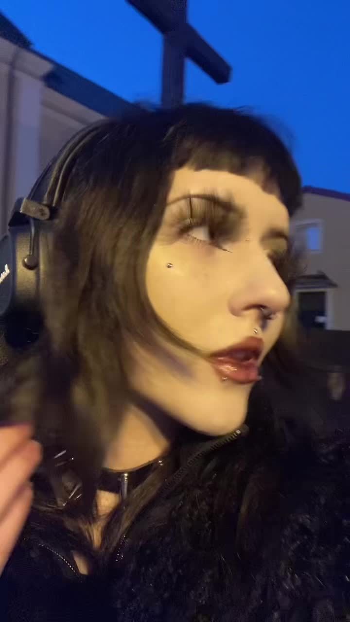 @лика ликует