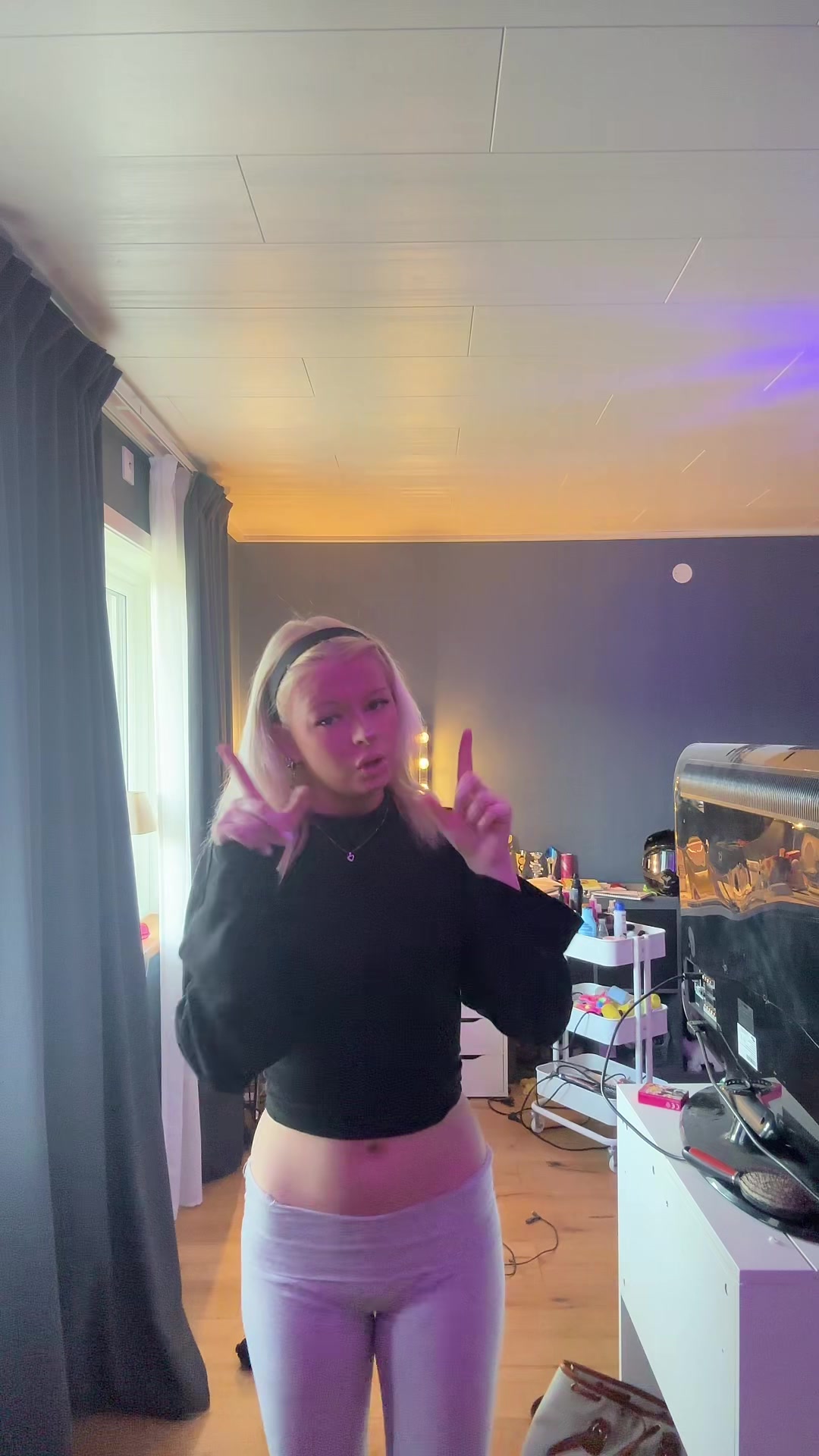 @Ellapella