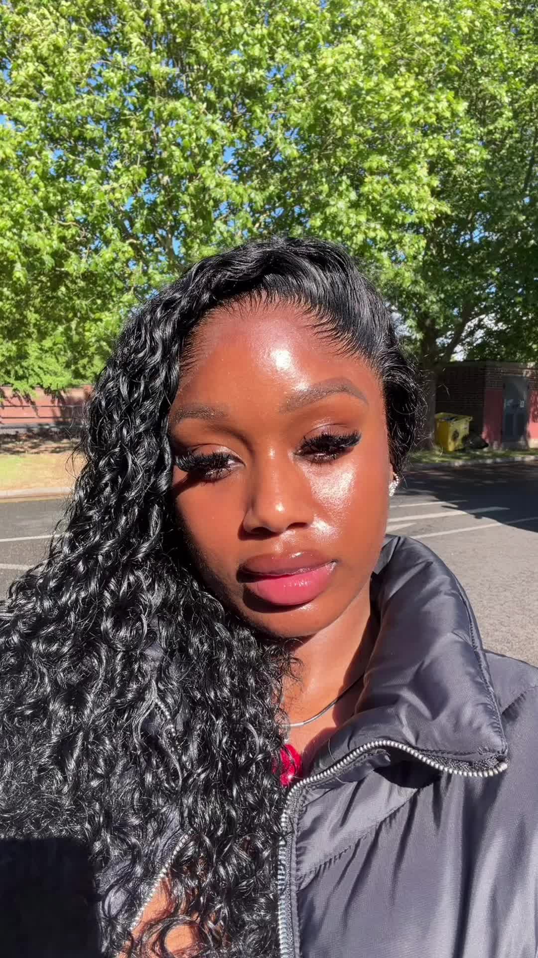 @kingkarine.