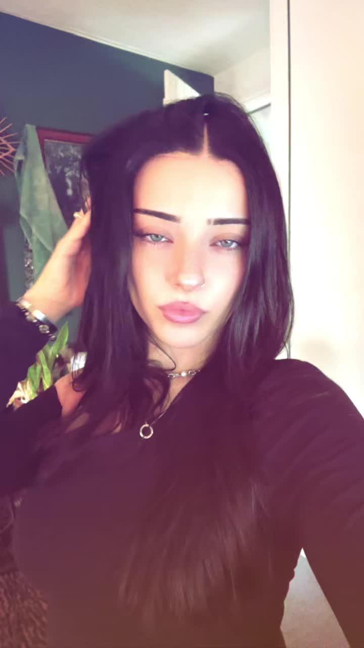 @ɹǝplıʍ ʎɔɐɯ