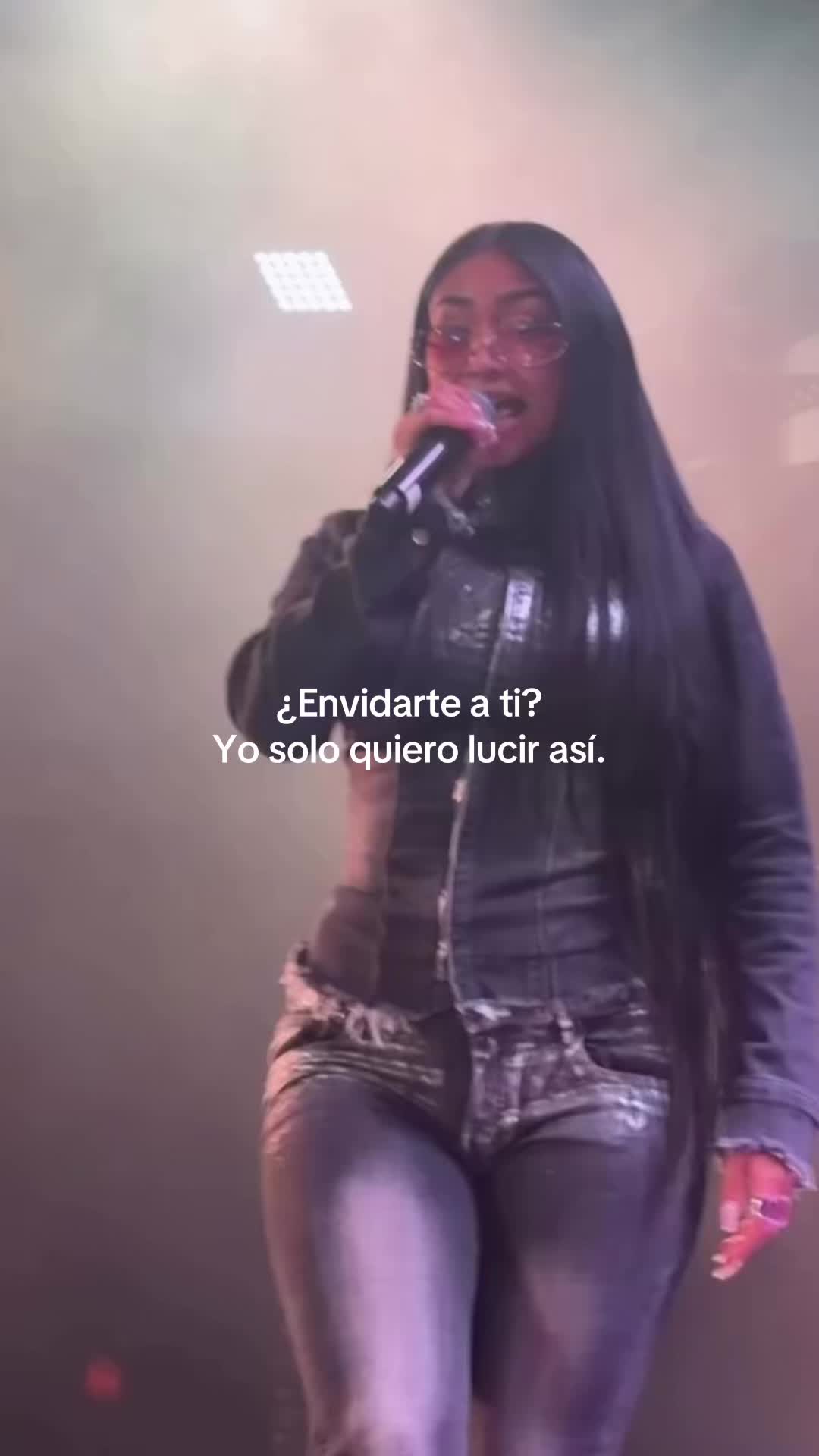 @💋