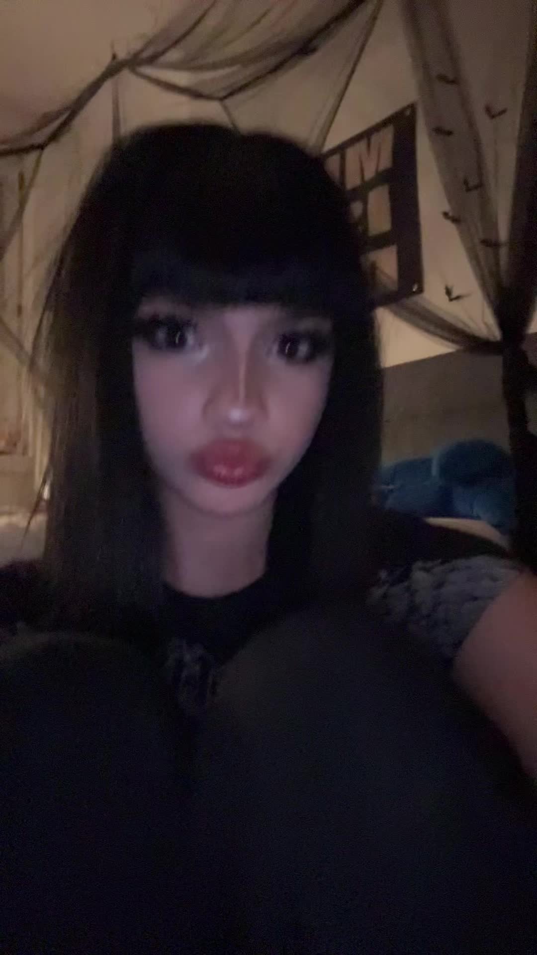 @?