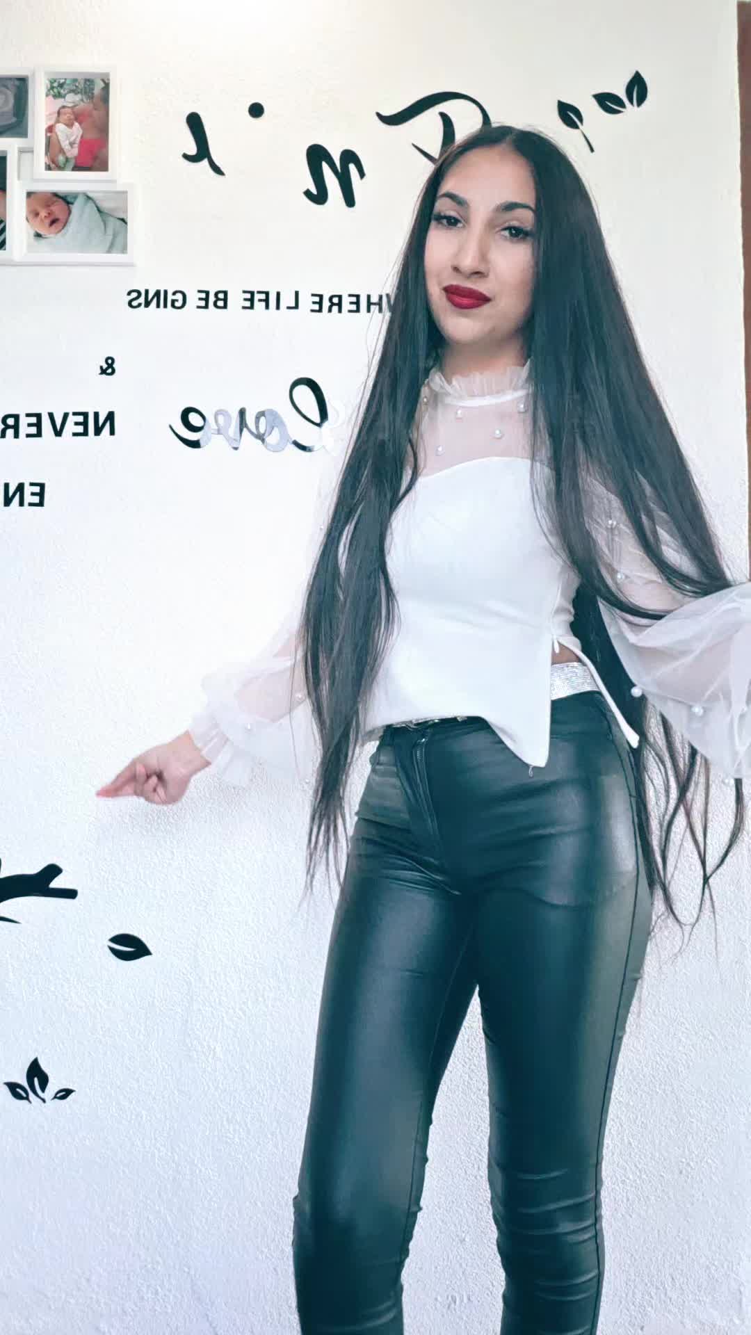 @Adelina👸