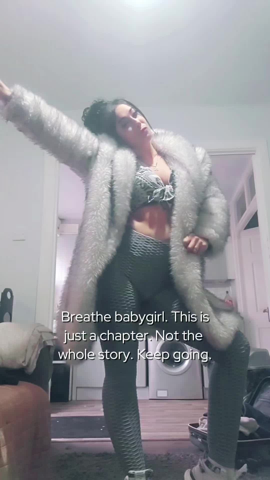 @Nikkinoodles🫦