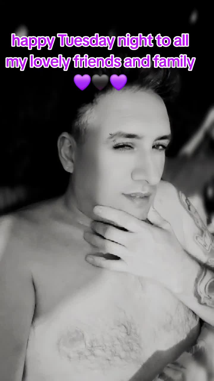 @kingAJ 👑❣️👑