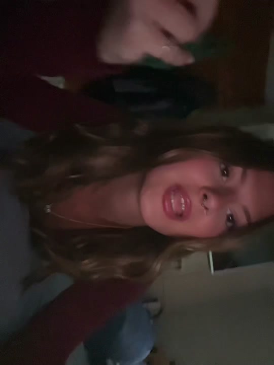 @Ayveen🤟