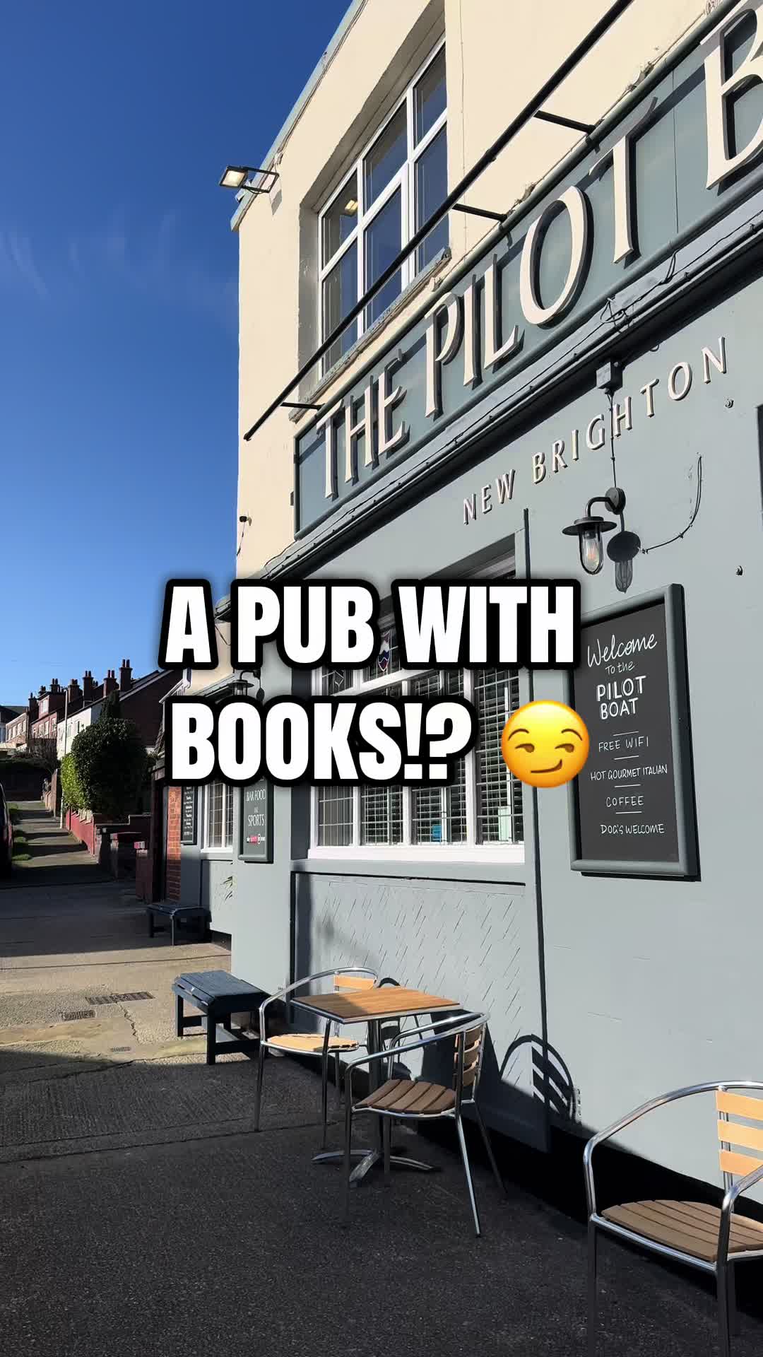 @Tash | BookTok 📚