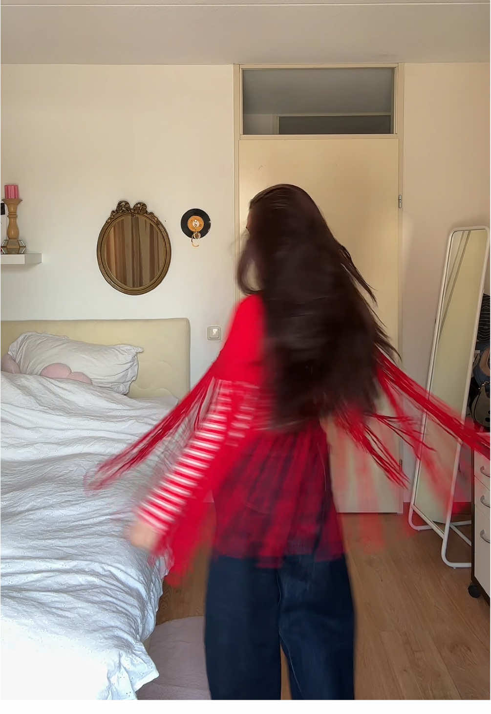 @J4D3