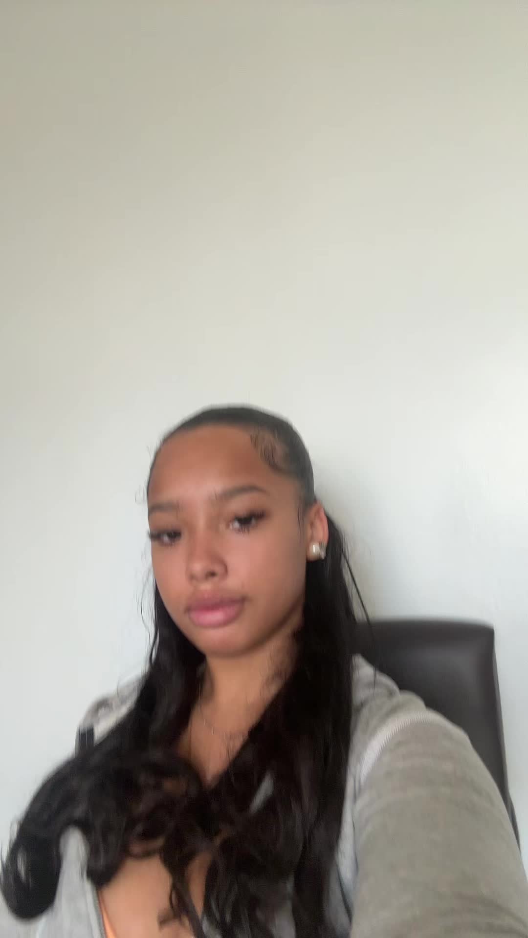 @AP’