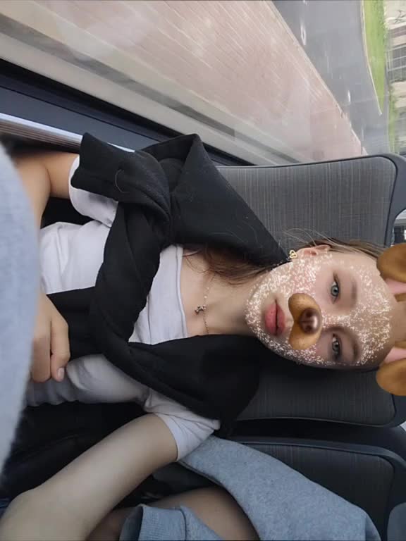 @???
