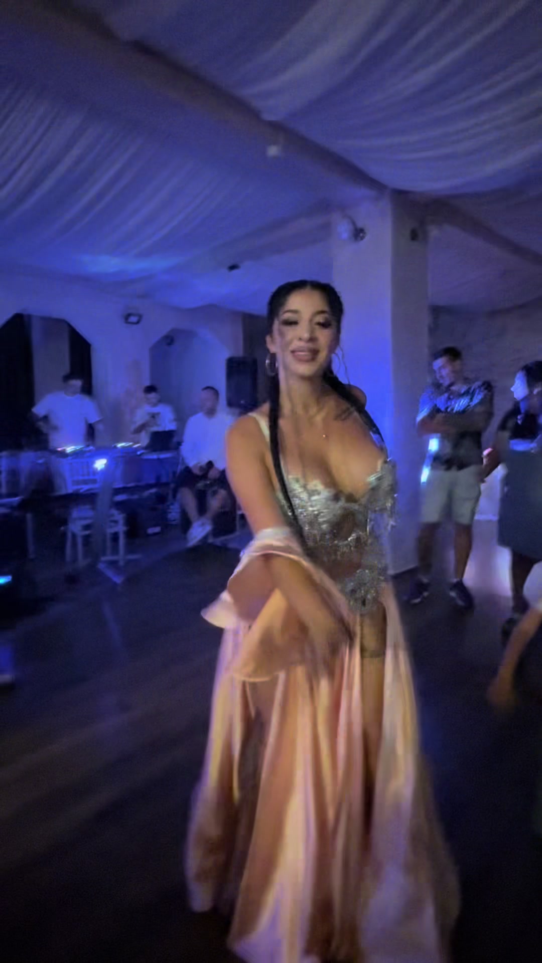 @veronicazuzuuu